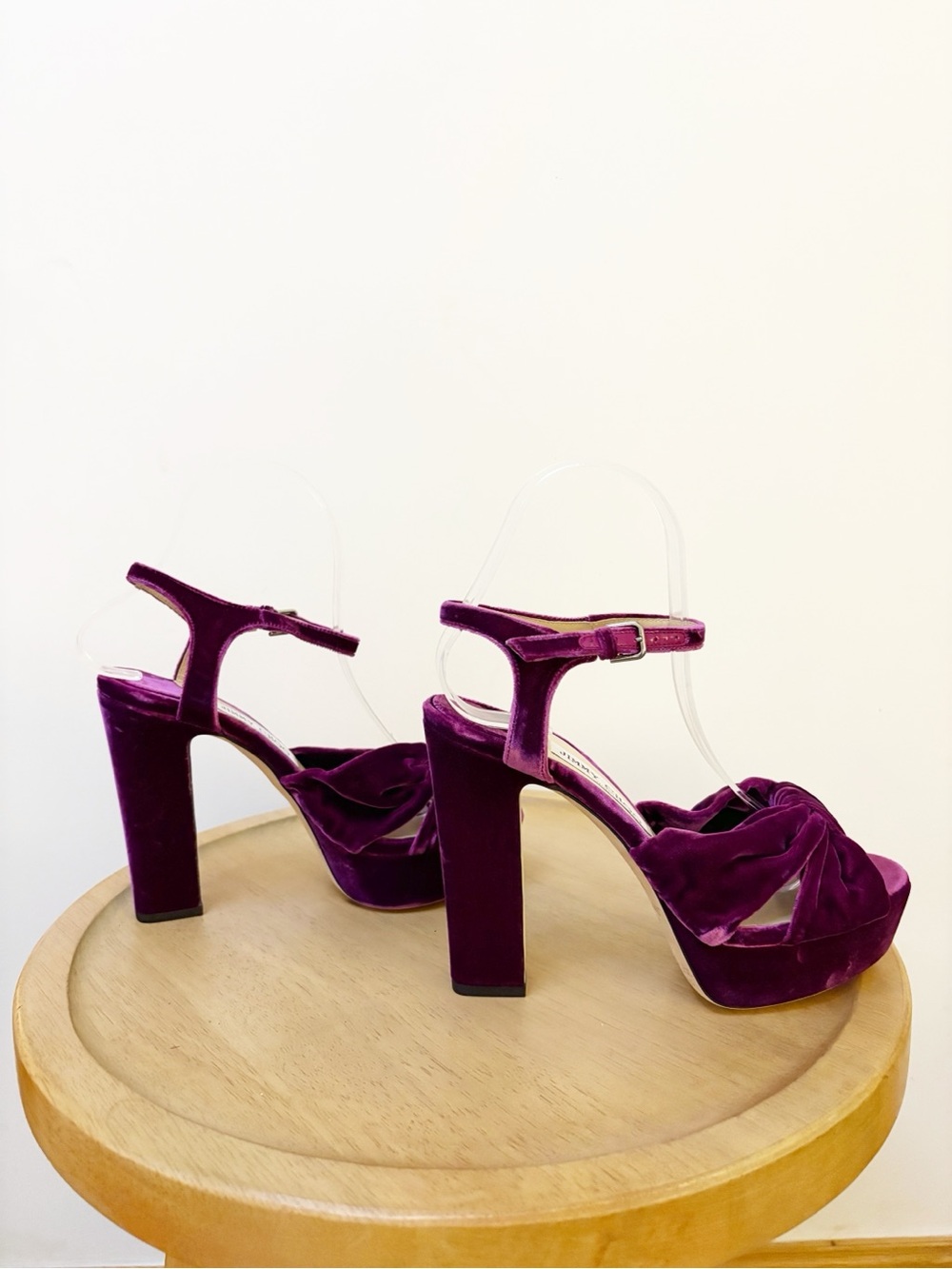 New Jimmy Choo Heloise Cassis Velvet Platform Heels - Picture 12 of 14